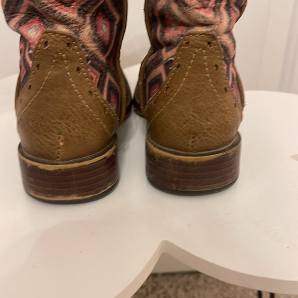 ROPER Boots. Girl’s Boots. Cowboy Boots. Cool! New already worn off. Size 9. - Picture 7 of 9
